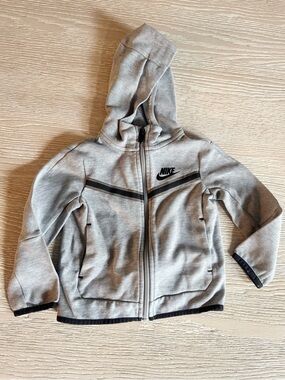 Nike toddler gray & Black zip hooded jacket, 2T